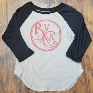 RVCA LOGO BASEBALL STYLE 3/4 SLEEVE TEE - SIZE XS